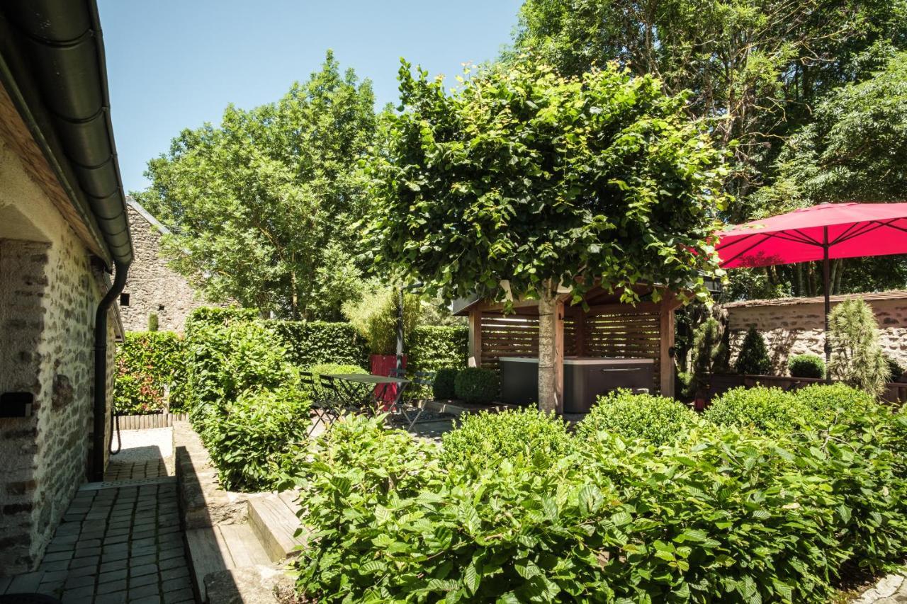 Le Domaine Des Pres Verts Suites & Chambres Avec Jacuzzi Privatif Jouey Luaran gambar